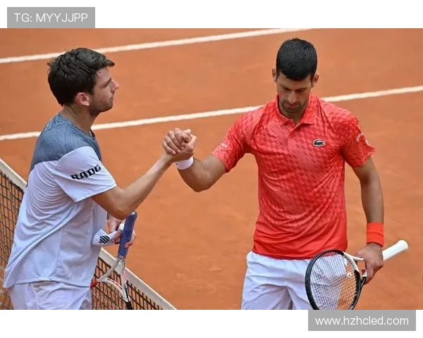 德约科维奇再创传奇携手年轻新星掀起网坛新一轮冠军争夺战 德约科维奇再创传奇携手年轻新星掀起网坛新一轮冠军争夺战