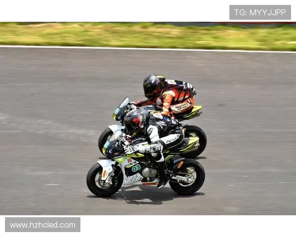 摩托车世界锦标赛新赛季备战 各大车队阵容调整与新技术创新揭秘