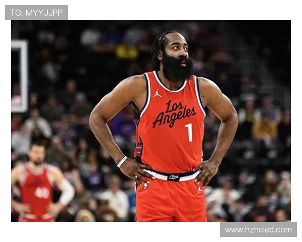 NBA新赛季焦点对决升级巨星转会伤病走势引发联盟格局变化