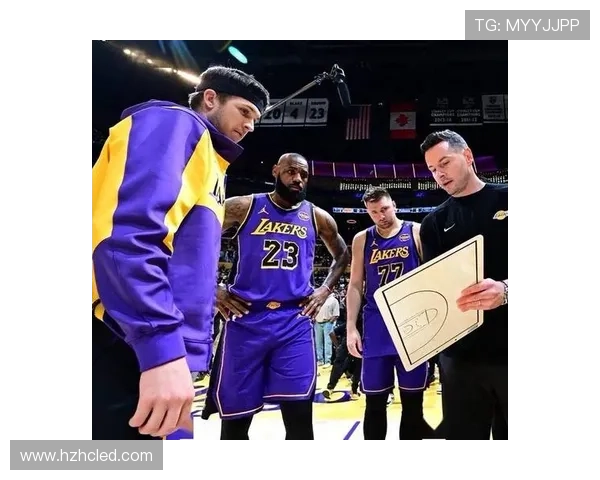 詹姆斯伤情最新进展，湖人队如何应对季后赛关键时刻挑战